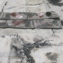 Load image into Gallery viewer, Blood Camo Waistband Belt