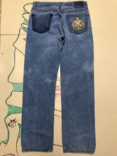 Load image into Gallery viewer, One Pocket Wash N’ Go Jeans