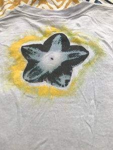 Outline Star Flower T-shirt