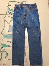 Load image into Gallery viewer, Shades of Blue Wash N’ Go Jeans